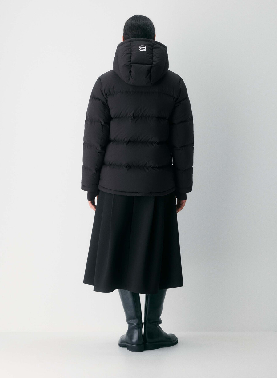 the super puff climatte black