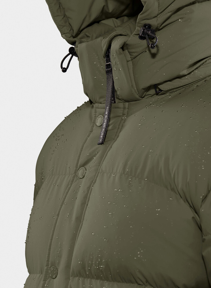 the super puff climatte dark olive