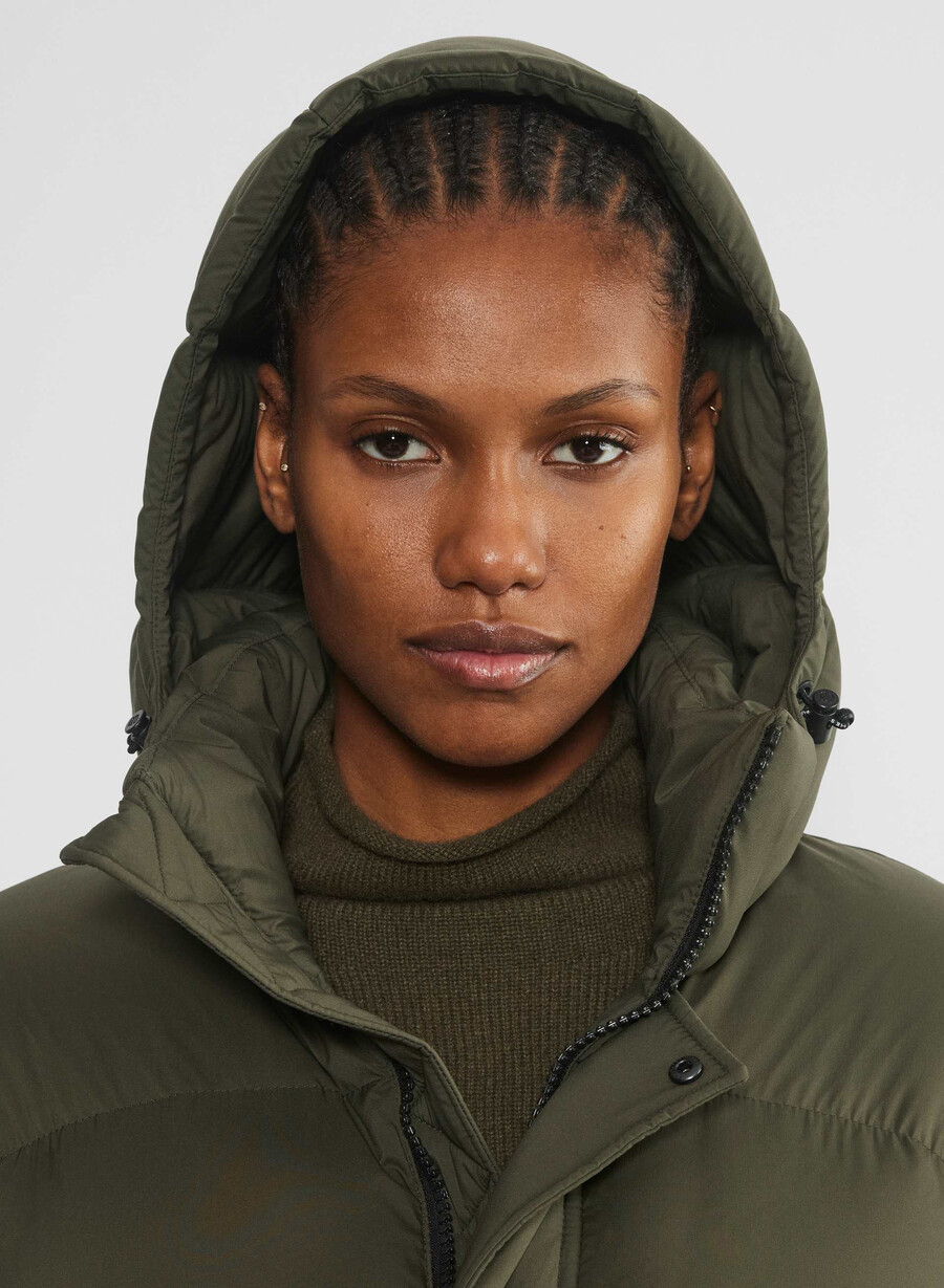 the super puff long - climatte dark olive