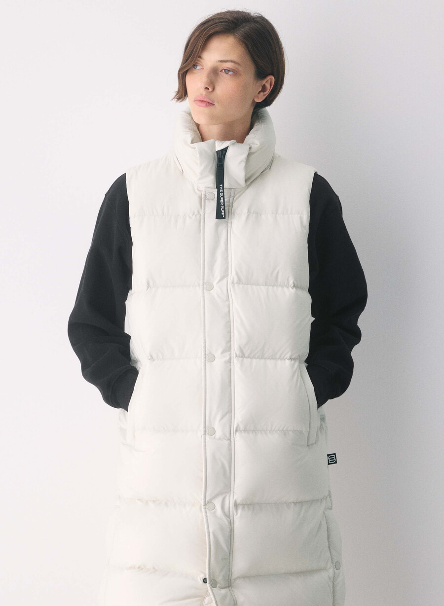 the super puff long vest - climatte matte pearl