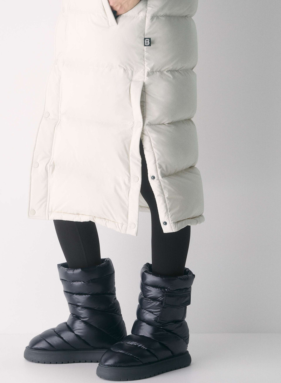 the super puff long vest - climatte matte pearl