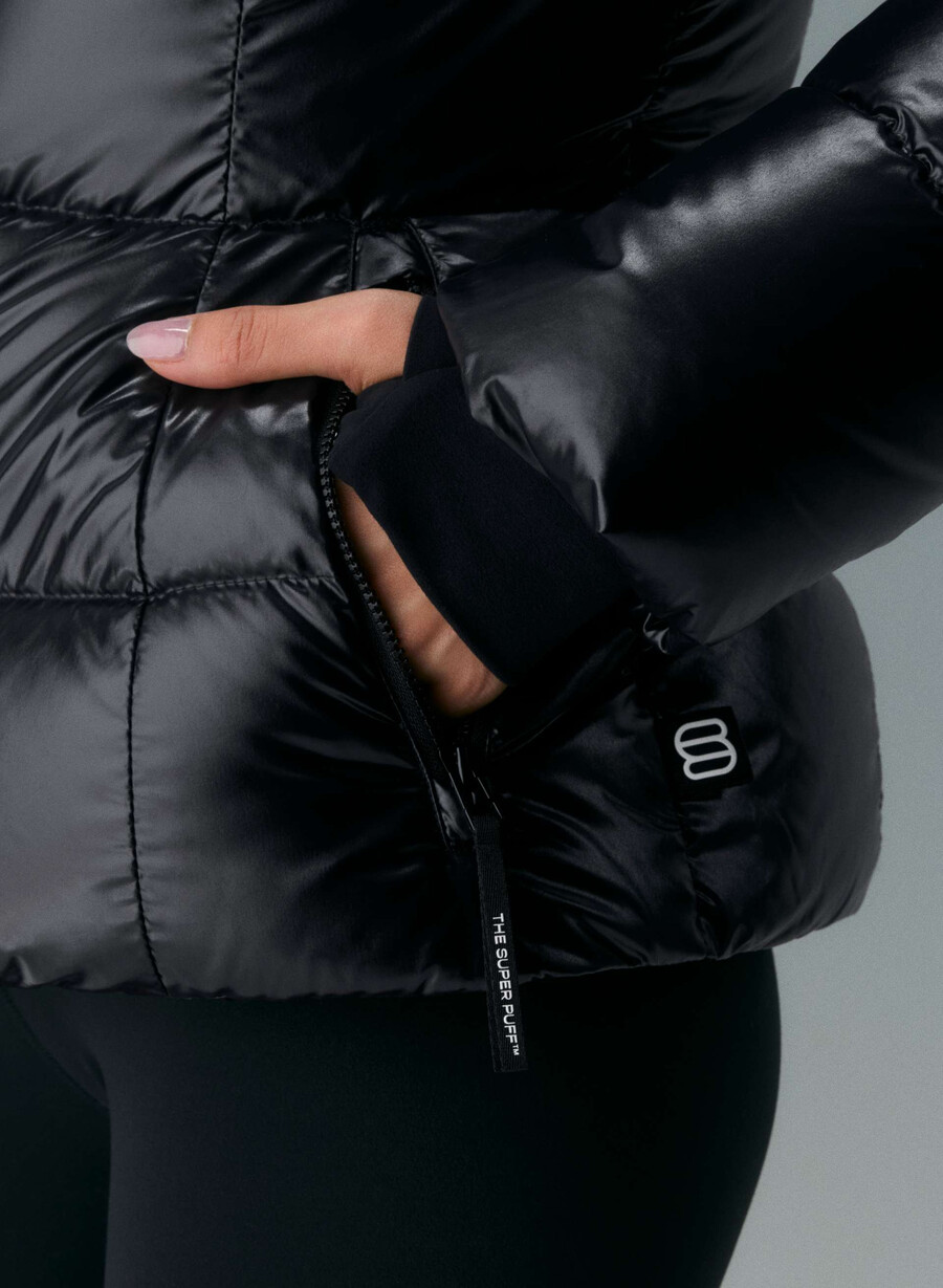 der supersnug puff - hochglänzend schwarzschwarz