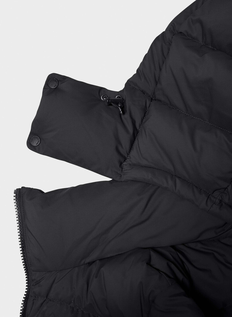 der super resort puff - climatte schwarz