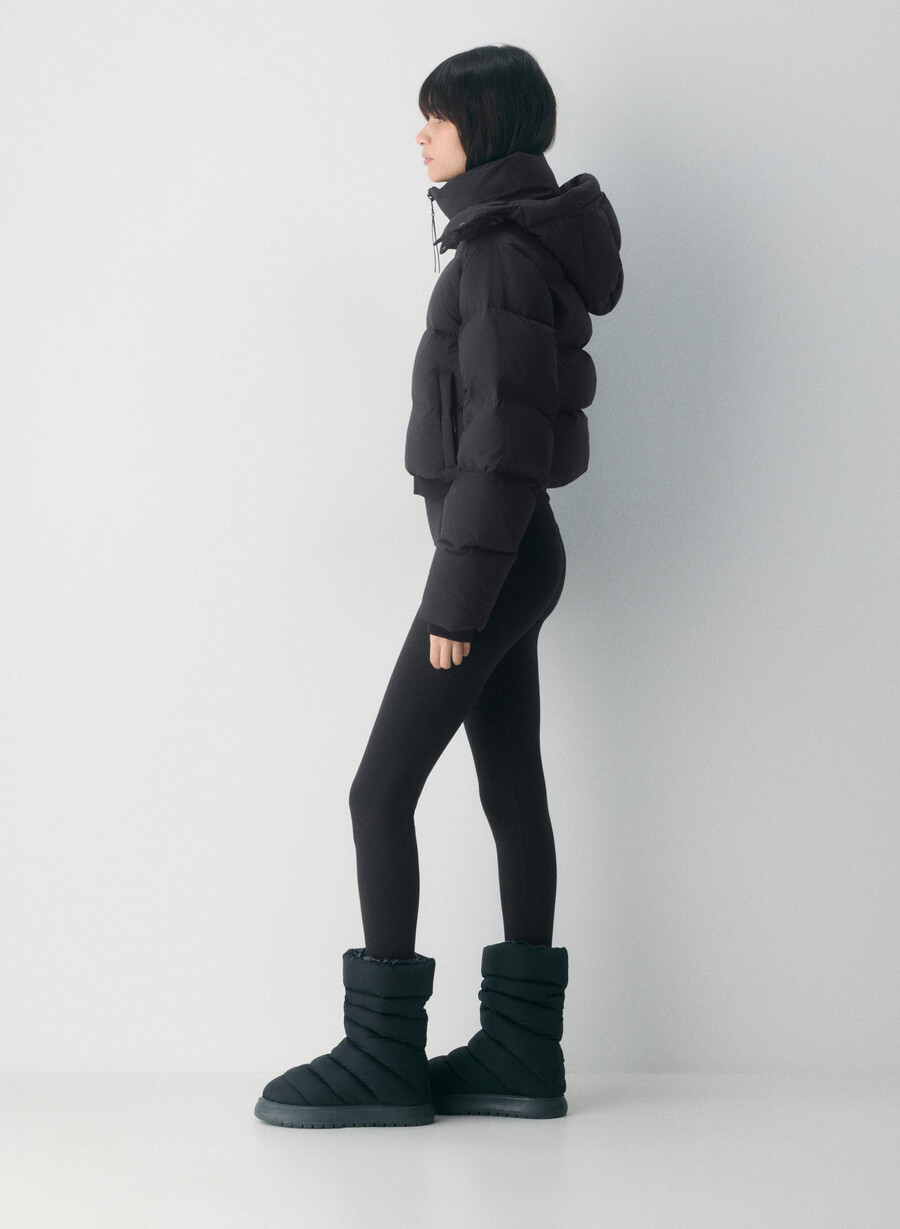 der super resort puff - climatte schwarz