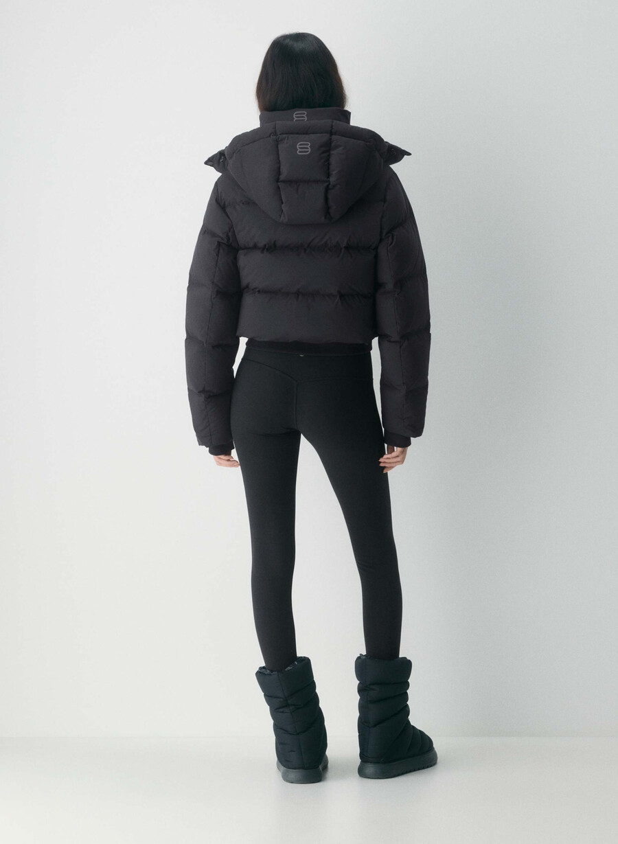 der super resort puff - climatte schwarz