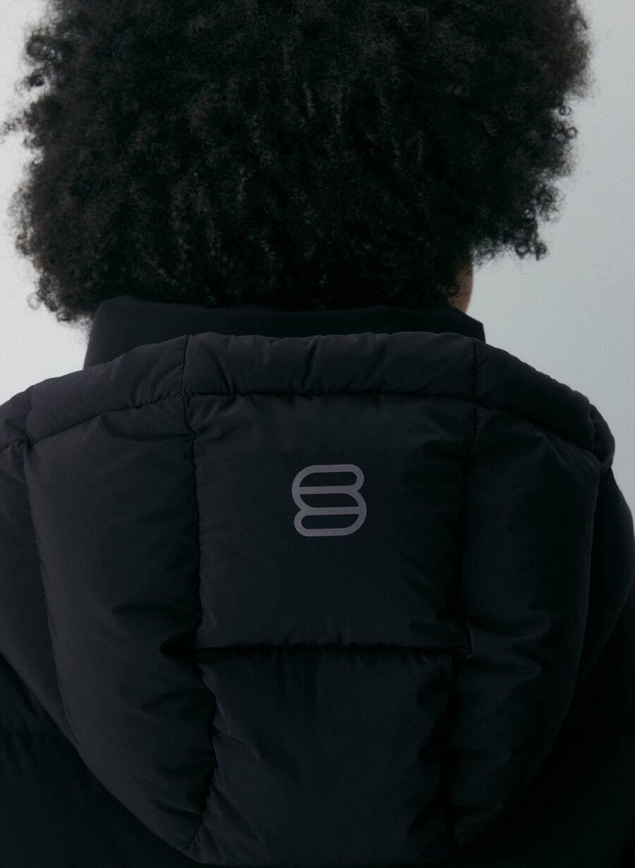 der supersnug puff - orbit stretch schwarz